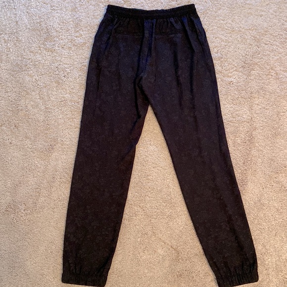 Guess Dress Pants Straight Leg Tappered Ankle - Picture 5 of 7